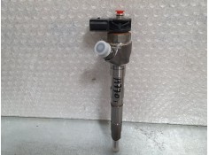 INYECTOR 05L130277E 0445110835 BOSCH
