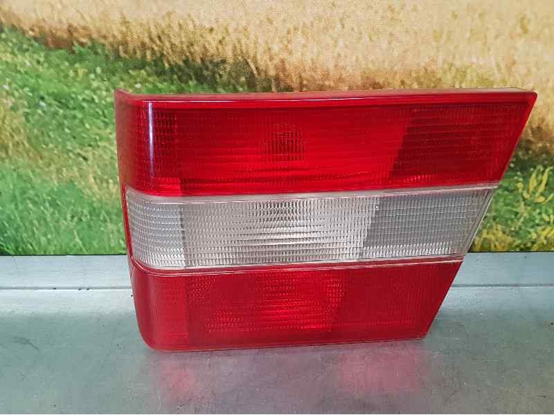 Recambio de piloto trasero derecho para volvo serie 940 berlina/familiar 2.3 classic berlina referencia OEM IAM 9133732 2TZ00640