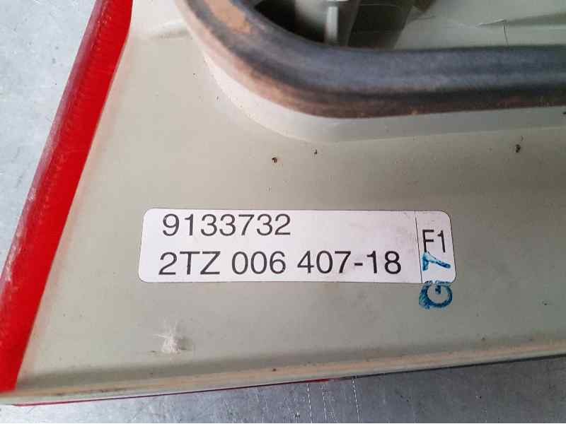 Recambio de piloto trasero derecho para volvo serie 940 berlina/familiar 2.3 classic berlina referencia OEM IAM 9133732 2TZ00640