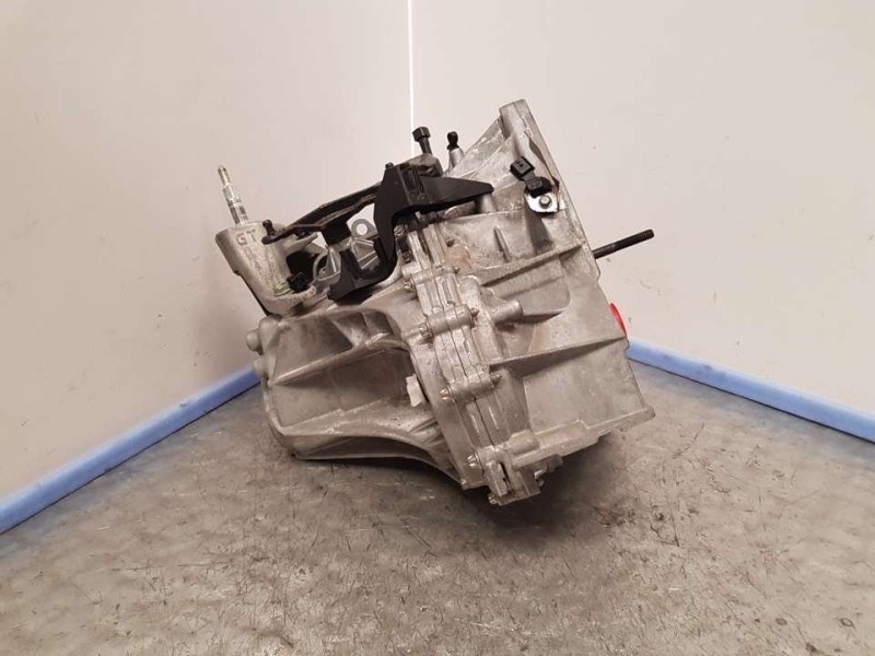 Recambio de caja cambios para nissan qashqai (j11) acenta referencia OEM IAM TL4137 B076569 6VELOCIDADES