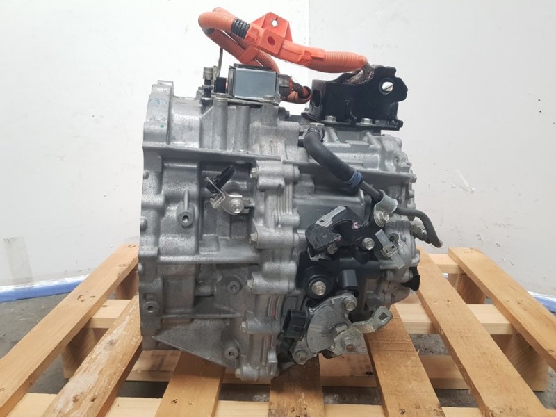 Recambio de caja cambios para toyota yaris hybrid advance referencia OEM IAM P18500723  AUTOMATICA CONTINUA