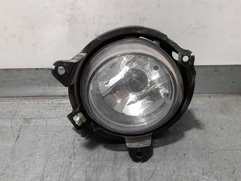 Recambio de faro antiniebla izquierdo para toyota hilux (kun) double cab 4x4 referencia OEM IAM 812200D110  