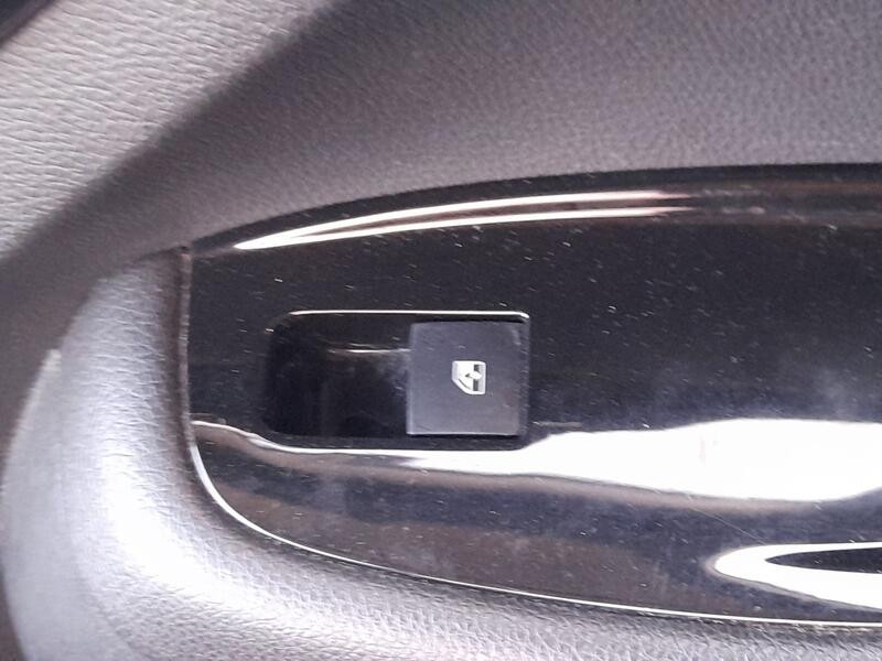 Recambio de mando elevalunas delantero derecho para chevrolet orlando (j309) 2.0 d referencia OEM IAM 13305370  