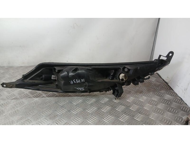 Recambio de piloto delantero izquierdo para nissan juke (f15) 1.5 dci referencia OEM IAM 261201KL0B ROZADO 
