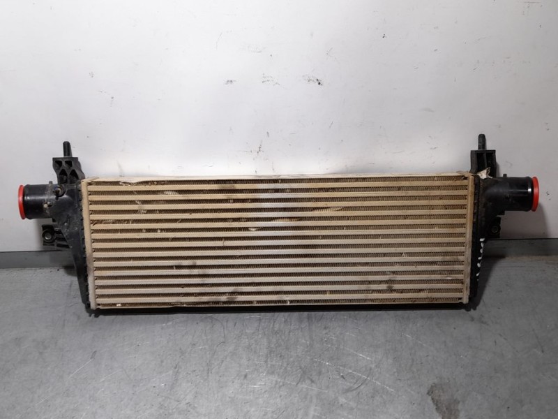 Recambio de intercooler para toyota hilux (kun) double cab 4x4 referencia OEM IAM 2640345101  