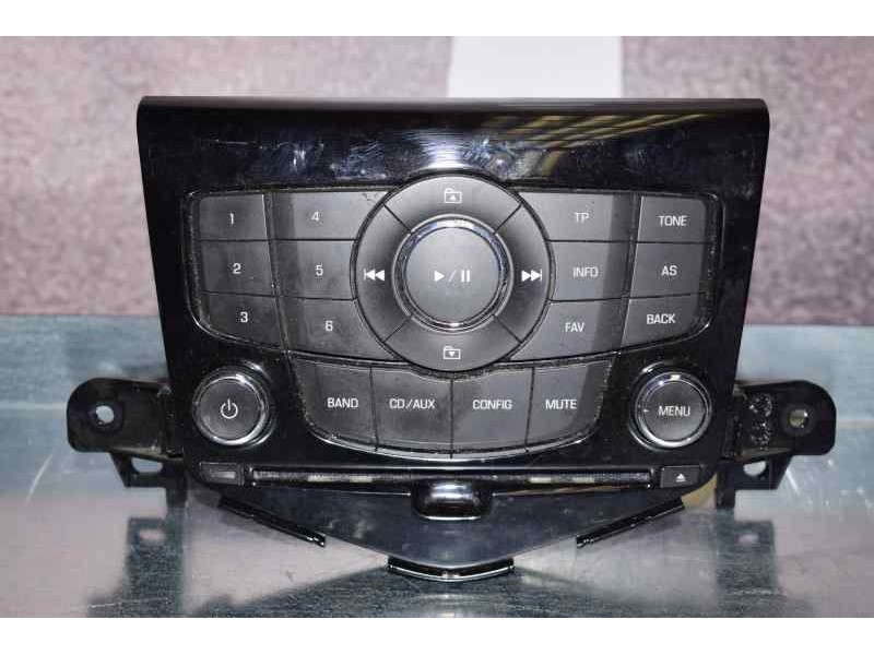 Recambio de mando radio para chevrolet cruze ls referencia OEM IAM 94563267 97563267A093155130 