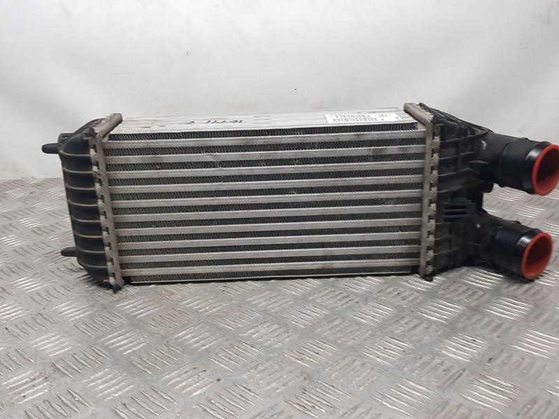 Recambio de intercooler para citroën c-elysee (dd_) 1.6 bluehdi 100 referencia OEM IAM 9803900780  