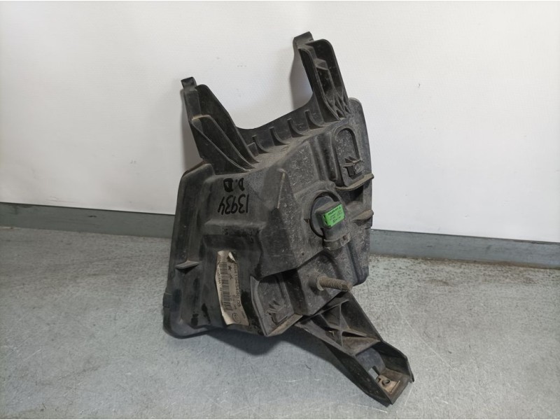 Recambio de faro antiniebla derecho para peugeot 407 sw st confort pack referencia OEM IAM 9641954580  