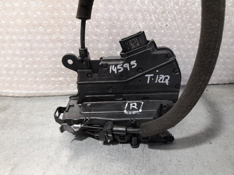 Recambio de cerradura puerta trasera izquierda para nissan micra v (k14) bose limited edition referencia OEM IAM 8256015FA0A 407