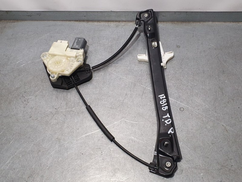 Recambio de elevalunas trasero derecho para seat toledo (kg3) style referencia OEM IAM   ELECTRICO 6 PINS