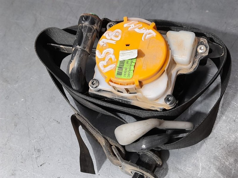 Recambio de kit airbag para toyota hilux (kun) double cab 4x4 referencia OEM IAM 451300K291C0  C/ SALPICADERO Y PRETENSORES