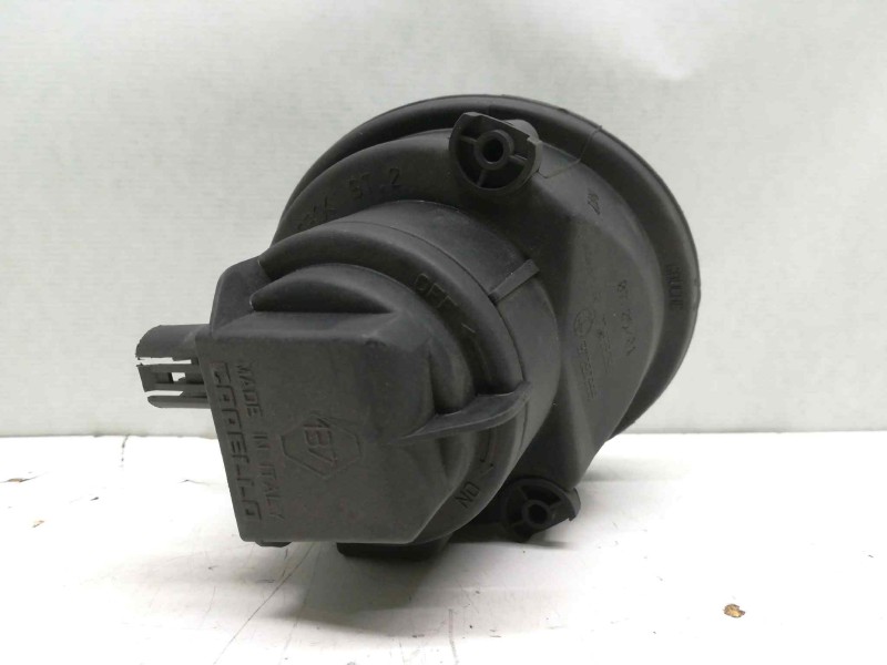 Recambio de faro antiniebla derecho para renault clio ii fase i (b/cbo) referencia OEM IAM   