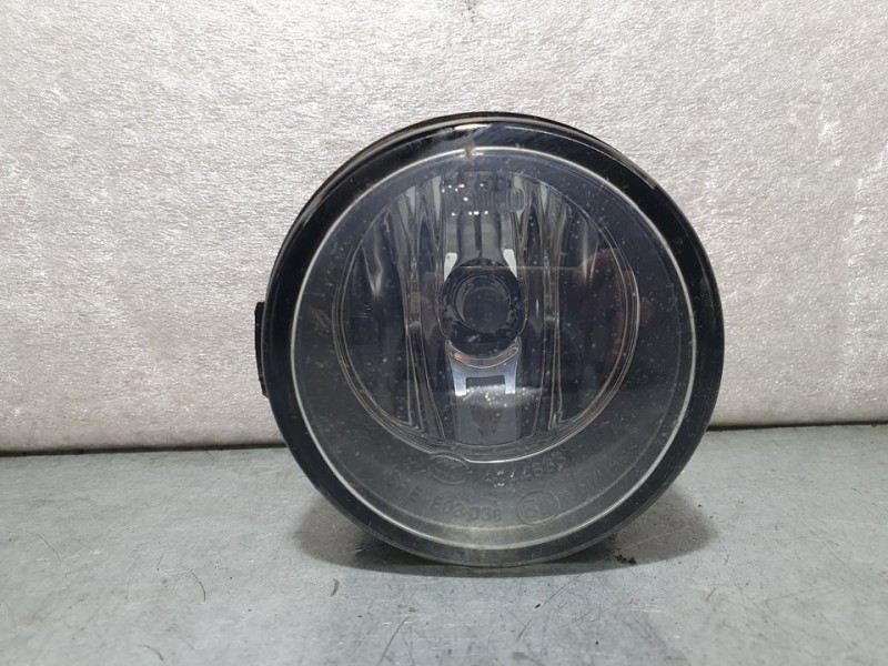 Recambio de faro antiniebla izquierdo para nissan qashqai (j11) acenta referencia OEM IAM 261508992B 89208203 VALEO