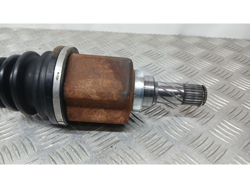 Recambio de transmision delantera izquierda para nissan juke (f15) 1.5 dci referencia OEM IAM 391011KC0B  