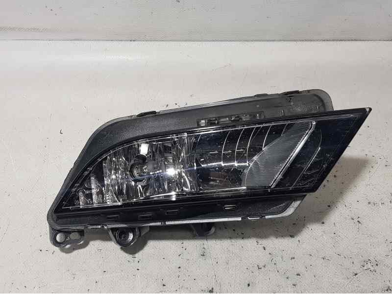 Recambio de faro antiniebla derecho para seat toledo (kg3) style referencia OEM IAM 6J9941702A 1NE01107702 HELLA