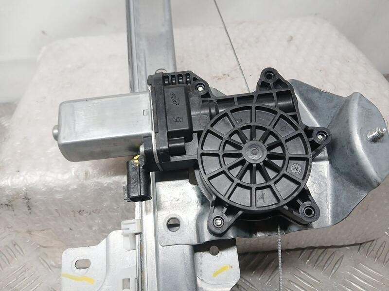 Recambio de elevalunas delantero izquierdo para renault express advance referencia OEM IAM 807217929R ELECTRICO 2 PINS 