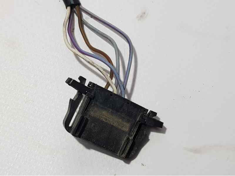 Recambio de retrovisor derecho para volkswagen passat berlina (3b3) comfortline referencia OEM IAM  5 CABLES ELECTRICO