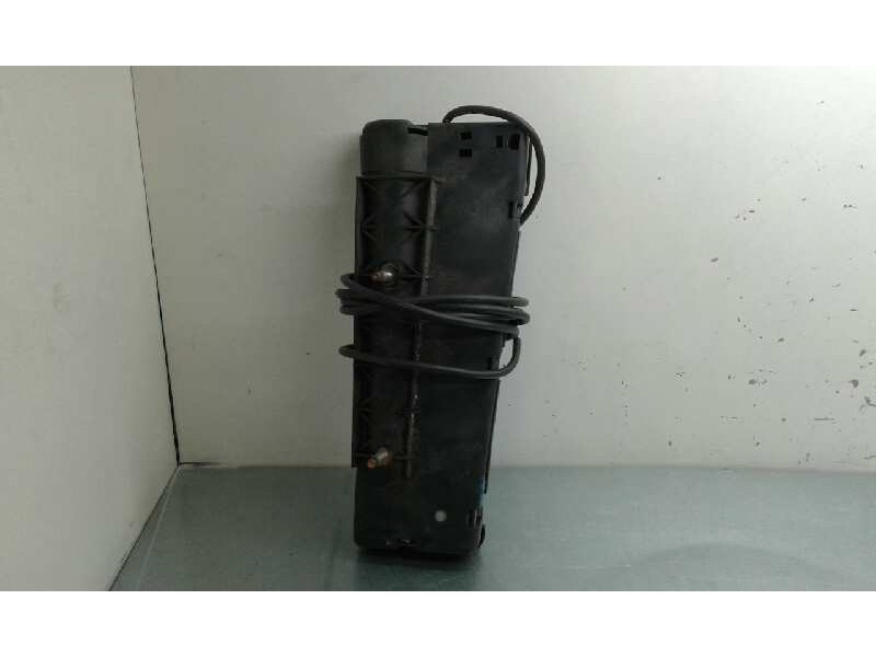 Recambio de airbag lateral derecho para ford fiesta berlina 1.25 16v cat referencia OEM IAM YS61A611D10AA  