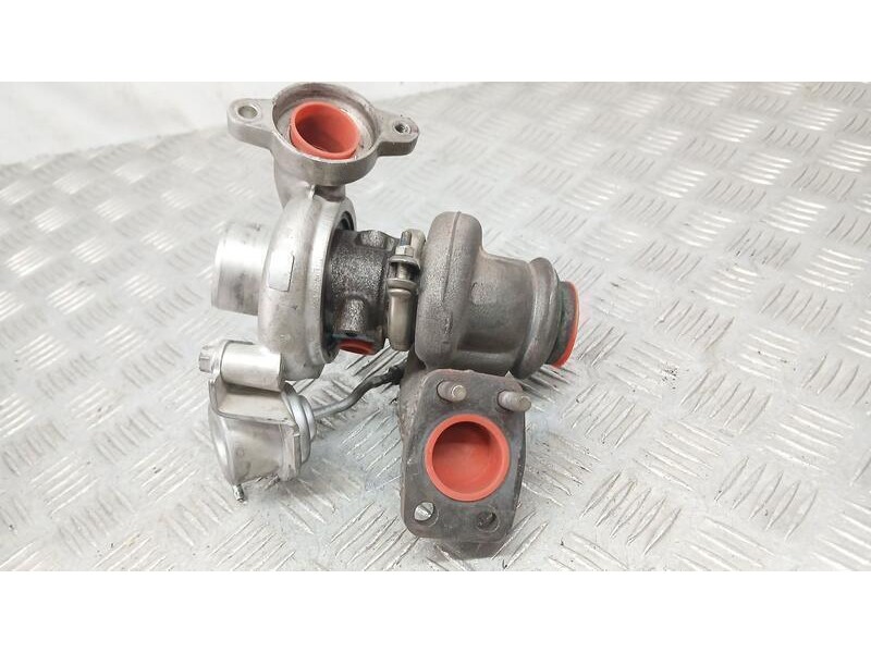 Recambio de turbocompresor para citroën c4 berlina collection referencia OEM IAM 9685293080  4917307507