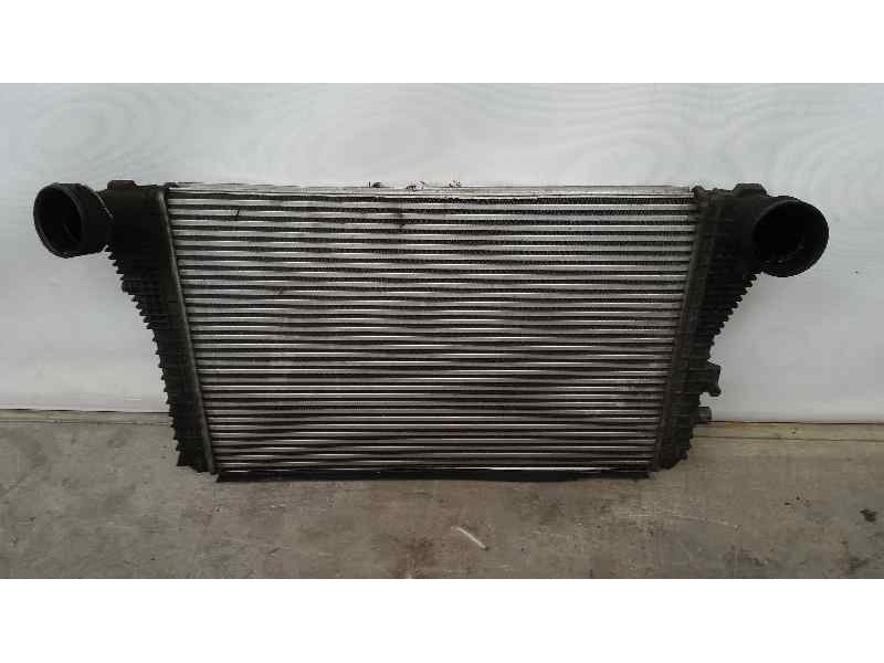 Recambio de intercooler para volkswagen touran (1t1) 2.0 tdi referencia OEM IAM 1K0145803M  DOBLADO Y PATA ROTA