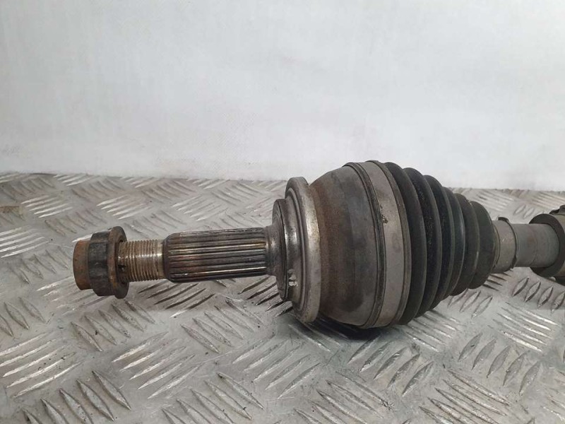 Recambio de transmision delantera izquierda para toyota prius (nhw30) plug-in hybrid executive referencia OEM IAM 4342047031  