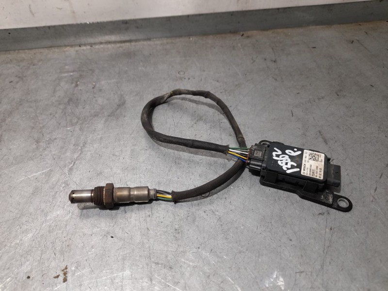 Recambio de sonda lambda para peugeot 208 active referencia OEM IAM 9816276480 0281006851 BOSCH