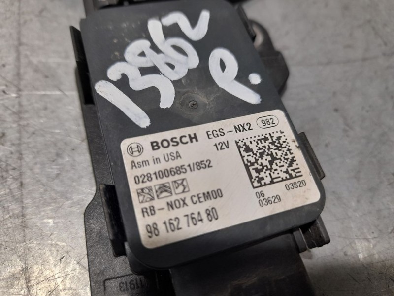 Recambio de sonda lambda para peugeot 208 active referencia OEM IAM 9816276480 0281006851 BOSCH