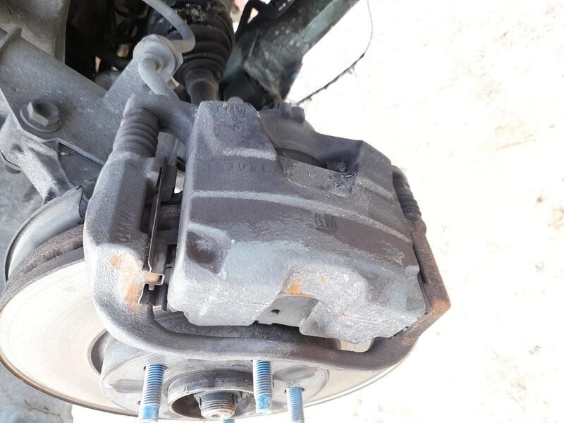 Recambio de pinza freno delantera derecha para chevrolet orlando (j309) 2.0 d referencia OEM IAM 13301227  