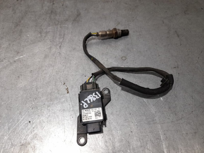 Recambio de sonda lambda para peugeot 208 active referencia OEM IAM 9816276480 0281006851 BOSCH