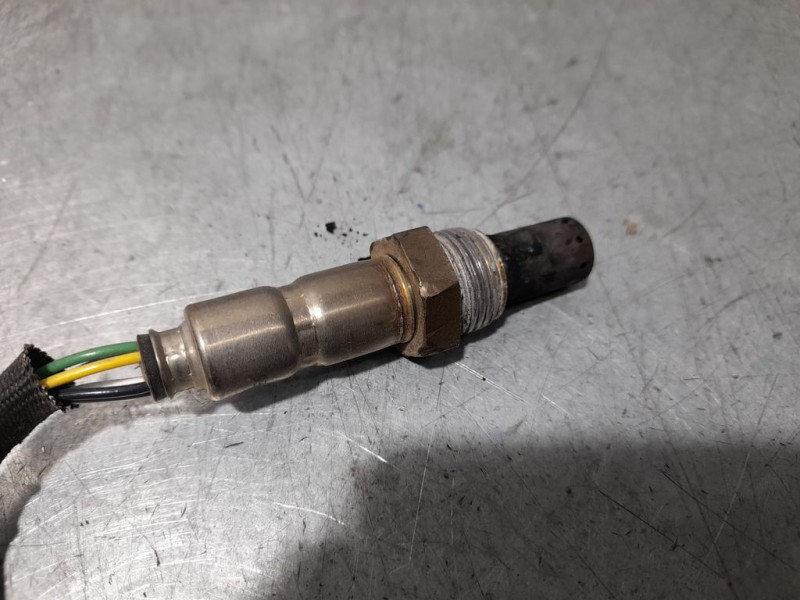 Recambio de sonda lambda para peugeot 208 active referencia OEM IAM 9816276480 0281006851 BOSCH