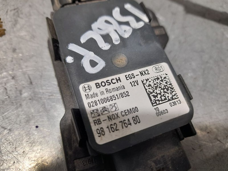 Recambio de sonda lambda para peugeot 208 active referencia OEM IAM 9816276480 0281006851 BOSCH