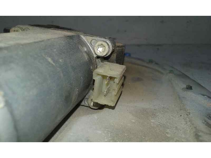 Recambio de elevalunas trasero izquierdo para volvo s70 berlina celebration referencia OEM IAM  2 PINS ELECTRICO