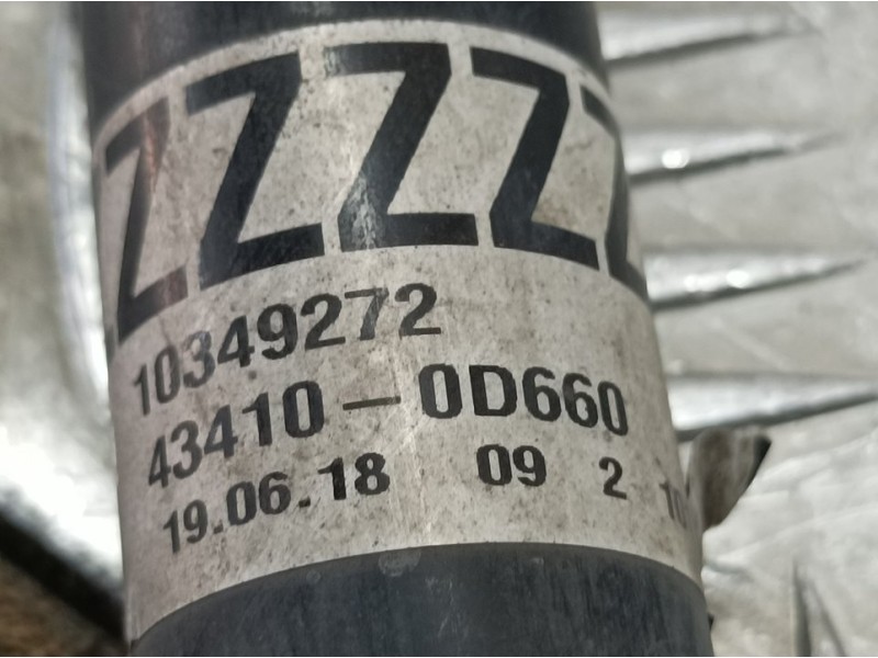 Recambio de transmision delantera derecha para toyota yaris hybrid advance referencia OEM IAM 434100D660  