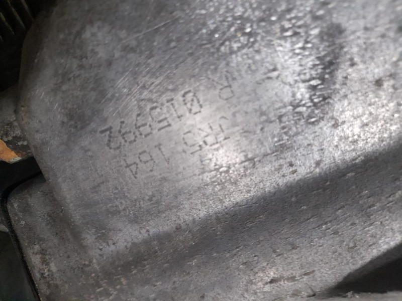 Recambio de caja cambios para renault clio iii exception referencia OEM IAM JR5164 R015992 5VELOCIDADES