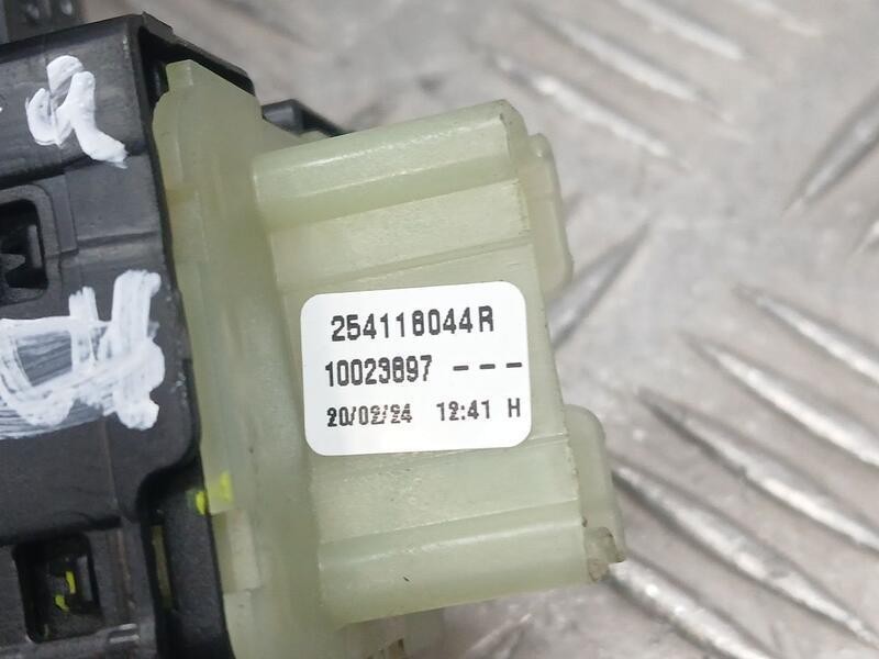 Recambio de mando elevalunas delantero izquierdo para renault express advance referencia OEM IAM 254118044R  