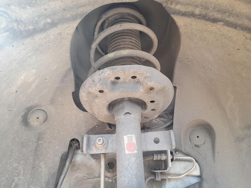 Recambio de amortiguador delantero derecho para renault clio v (b7_) tce 90 (b7mt) referencia OEM IAM 543023386R  