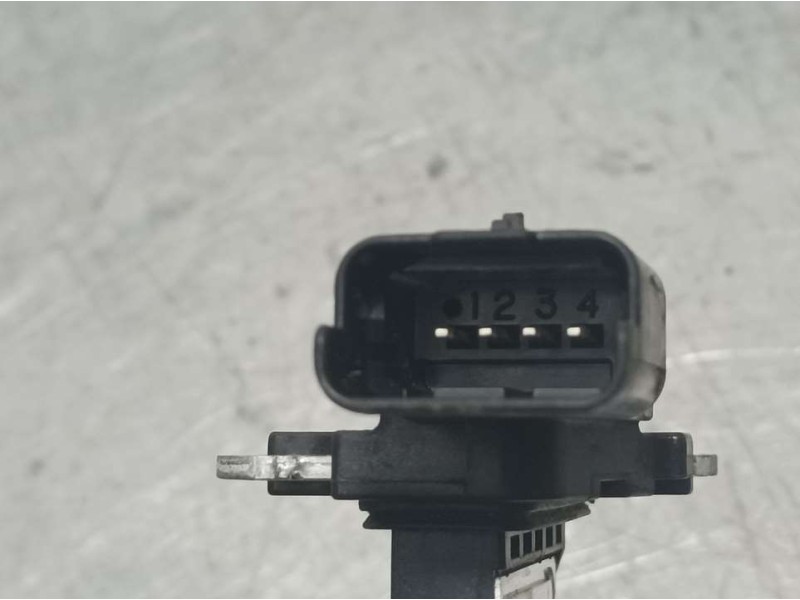 Recambio de caudalimetro para citroën c4 cactus live referencia OEM IAM 9677093080 AFH50M27 HITACHI
