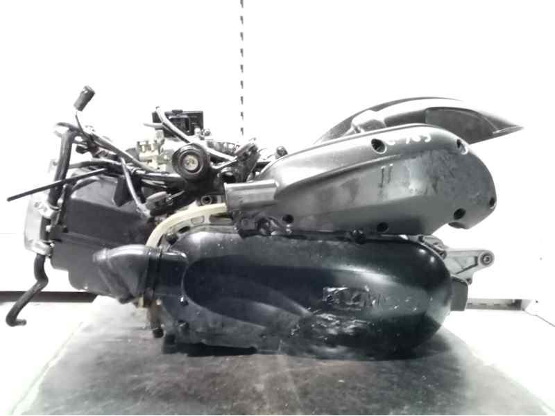 Recambio de motor completo para kymco miler 125 referencia OEM IAM KM25A 1012112 