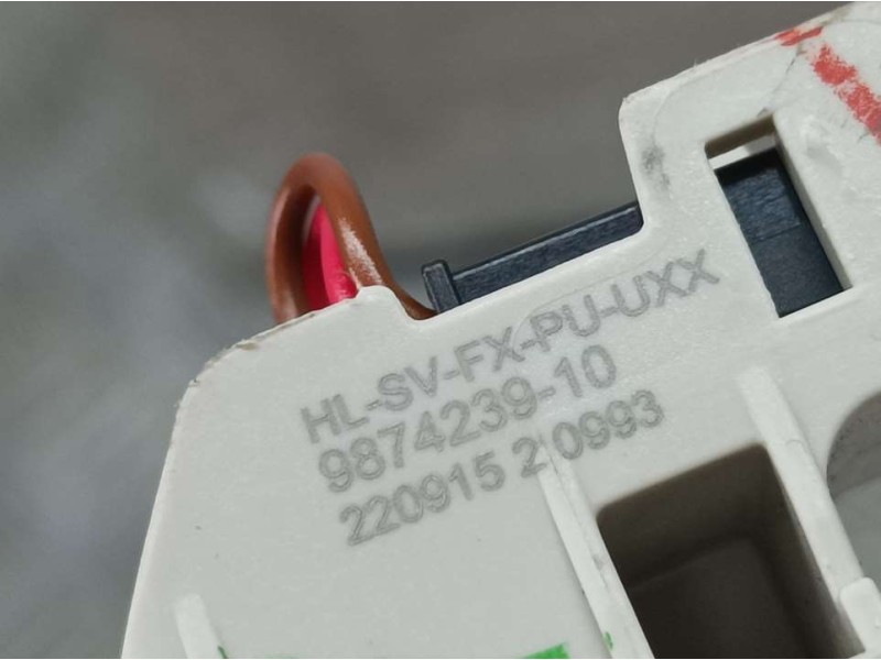 Recambio de parasol izquierdo para bmw serie x1 (u11) sdrive 1.8i referencia OEM IAM 987423910  CON LUZ