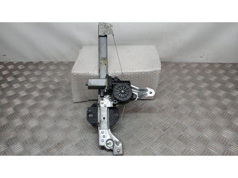 Recambio de elevalunas trasero izquierdo para dacia logan mcv ii 1.5 dci referencia OEM IAM 827211031R ELECTRICO 2 PINS 