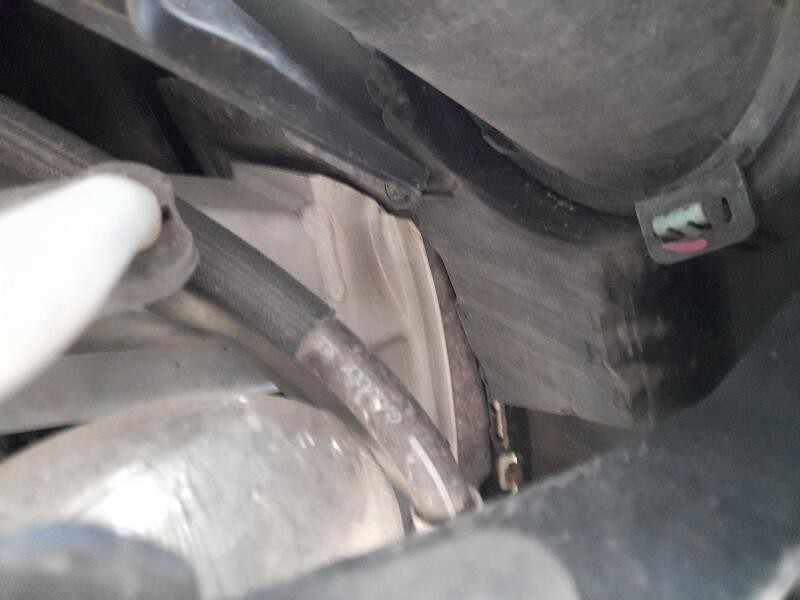 Recambio de refuerzo paragolpes delantero para chevrolet orlando (j309) 2.0 d referencia OEM IAM 13348818  