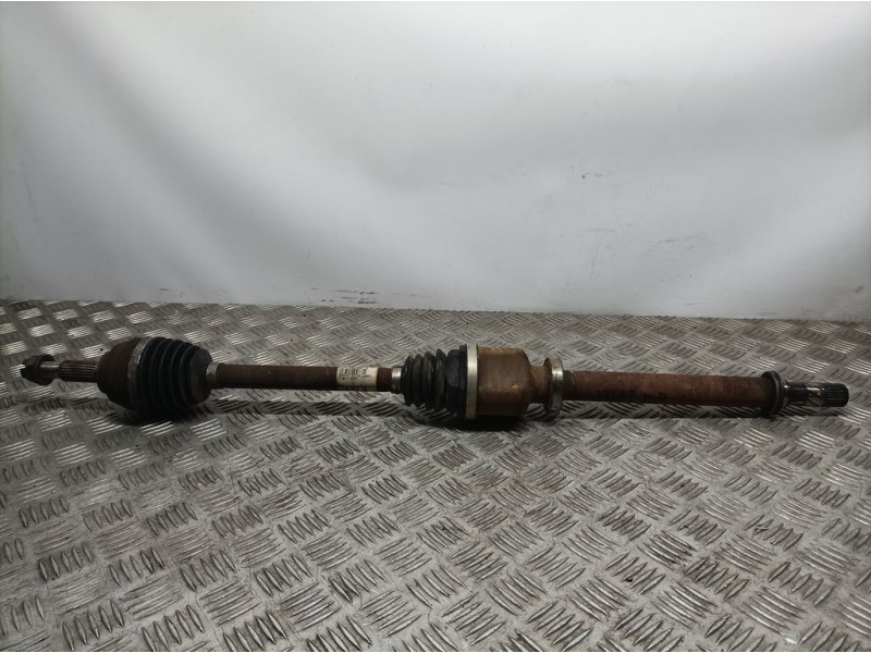 Recambio de transmision delantera derecha para renault clio iii exception referencia OEM IAM 8200499586  