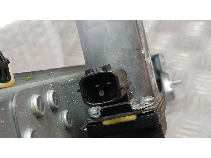 Recambio de elevalunas trasero izquierdo para dacia logan mcv ii 1.5 dci referencia OEM IAM 827211031R ELECTRICO 2 PINS 