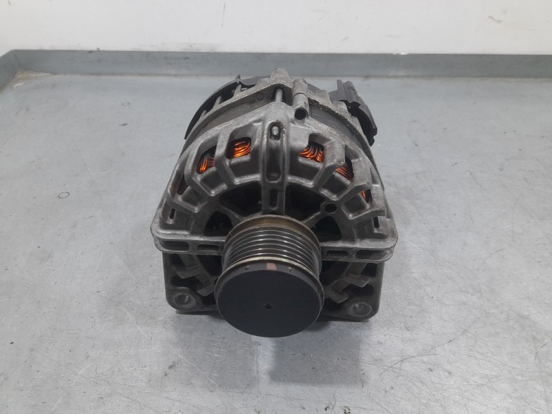 Recambio de alternador para renault megane iv sport tourer (k9a/m/n_) 1.5 blue dci 115 (k9a6) referencia OEM IAM 231004719R FG18