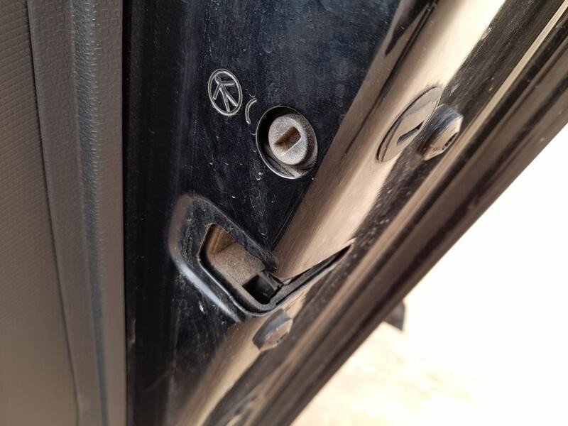 Recambio de cerradura puerta trasera derecha para seat ibiza iv (6j5, 6p1) 1.6 tdi referencia OEM IAM 6J0839016K  