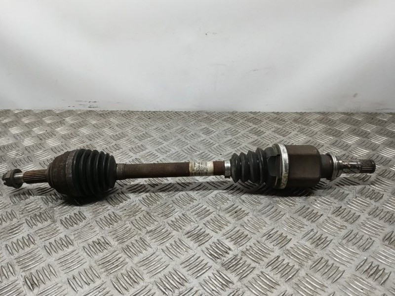 Recambio de transmision delantera izquierda para renault clio iii exception referencia OEM IAM 8200499585  