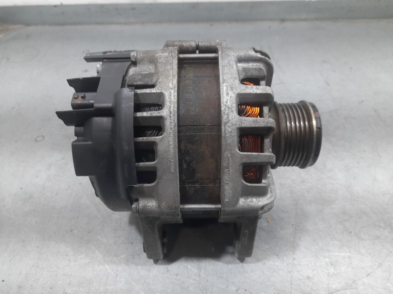Recambio de alternador para renault megane iv sport tourer (k9a/m/n_) 1.5 blue dci 115 (k9a6) referencia OEM IAM 231004719R FG18