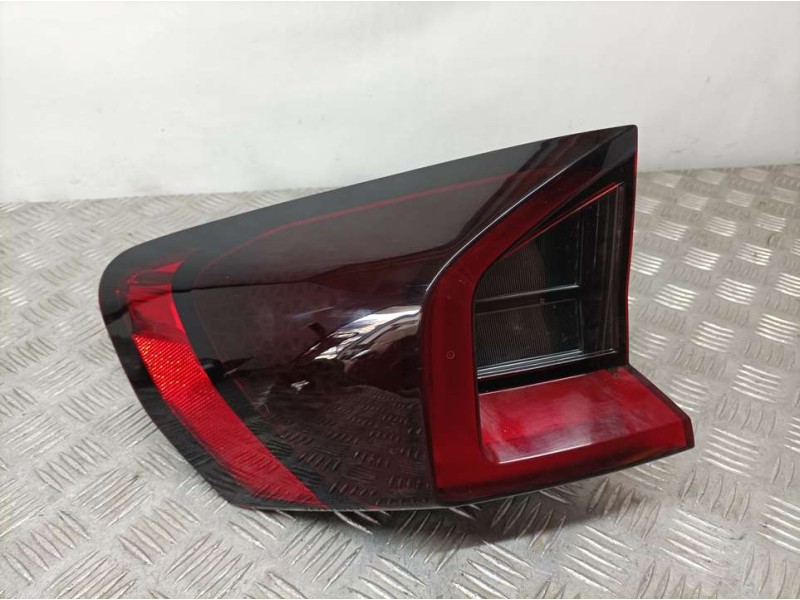 Recambio de piloto trasero izquierdo para bmw serie x1 (u11) sdrive 1.8i referencia OEM IAM H3946535108 F0386100E EXTERIOR LED