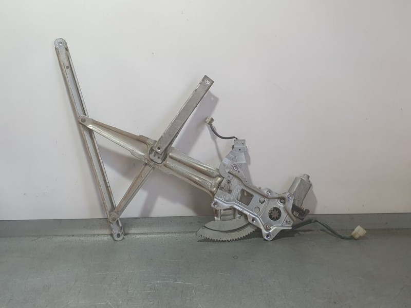 Recambio de elevalunas delantero derecho para mitsubishi l 200 (k6/7) 2500 td glx (4-ptas.) referencia OEM IAM AE2621003150 DENS