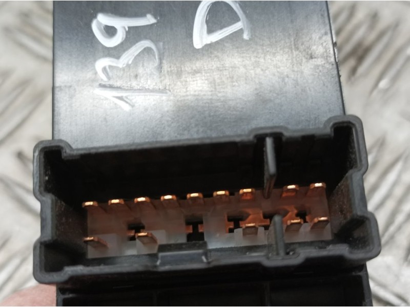 Recambio de mando elevalunas delantero izquierdo para nissan micra v (k14) 5 puertas referencia OEM IAM 254015FA0A  NILES